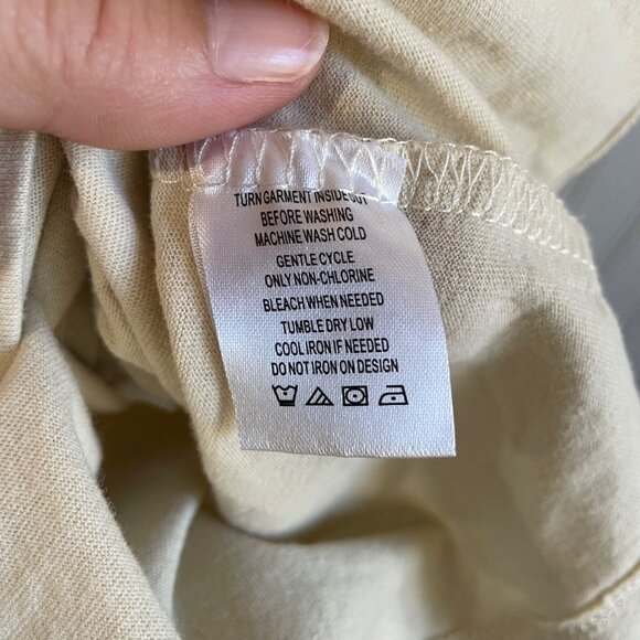 Disney Shirt Womens Medium Light Yellow Winnie the Pooh Embroidered Unisex Soft - Picture 4 of 8